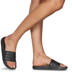 adidas Adilette