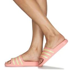 adidas Adilette