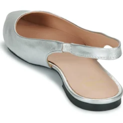 Ballerinaer Love Moschino
