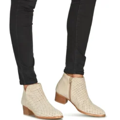 Betty London ALINE
