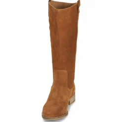 Betty London Donna