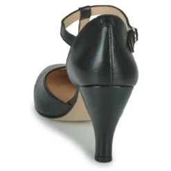 Betty London EPINATE
