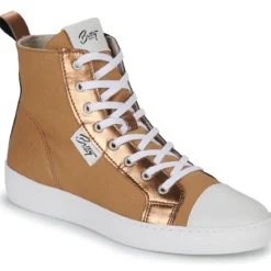 Betty London ETOILE