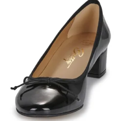 Betty London HANNA