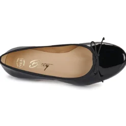 Betty London HANNA