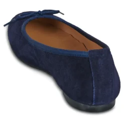 Betty London JANE