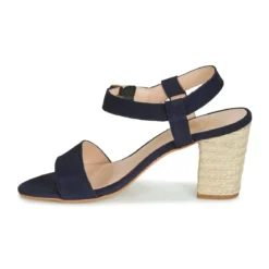 Betty London JIKOTIFE
