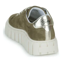 Betty London MABELLE