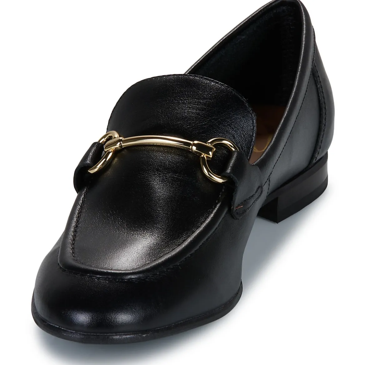 Betty London MAENA