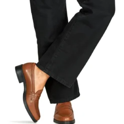 Betty London MAGLIT