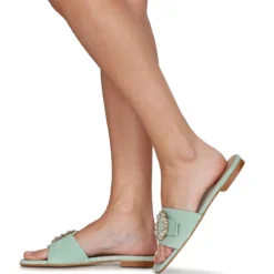 Betty London MELODIE