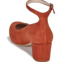 Betty London PRISCA