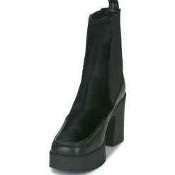 Castaner Emet