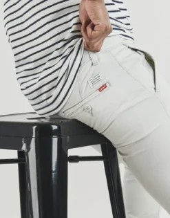 Chinos / Gulerodsbukser Levi's