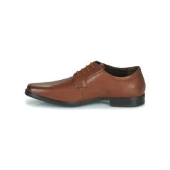 Clarks Howard Walk