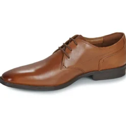 Clarks Paulton Lace