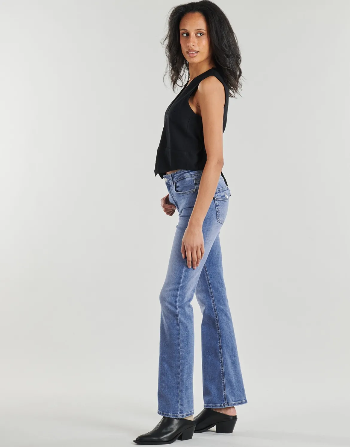 Flare Jeans Only