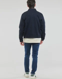 Jakker Lyle & Scott