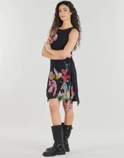 Korte kjoler Desigual