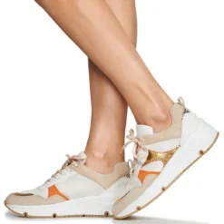 Lave sneakers Betty London