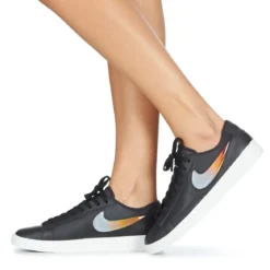 Lave sneakers Nike