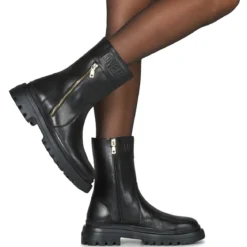 Love Moschino Love