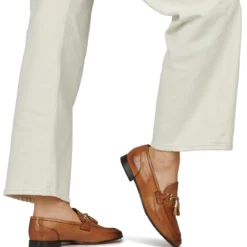 Melvin & Hamilton Scarlett 78