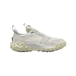 Nike Element