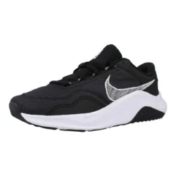 Nike Essential