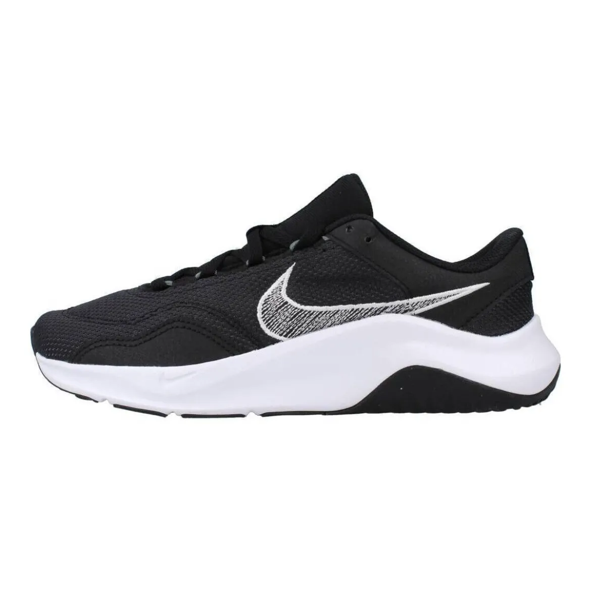 Nike Essential