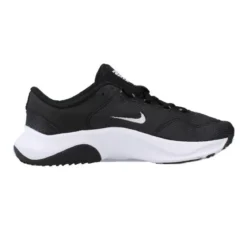 Nike Essential