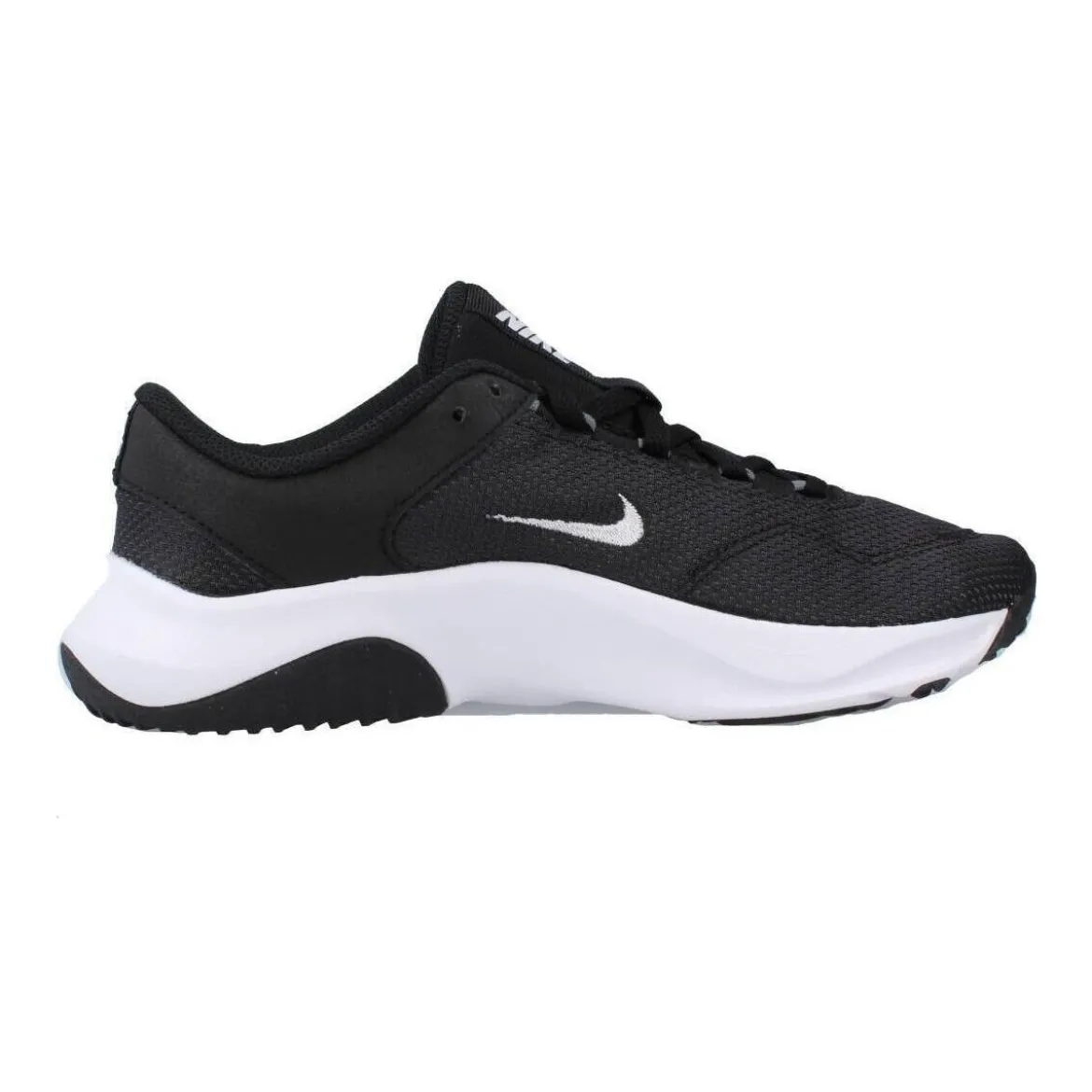 Nike Essential