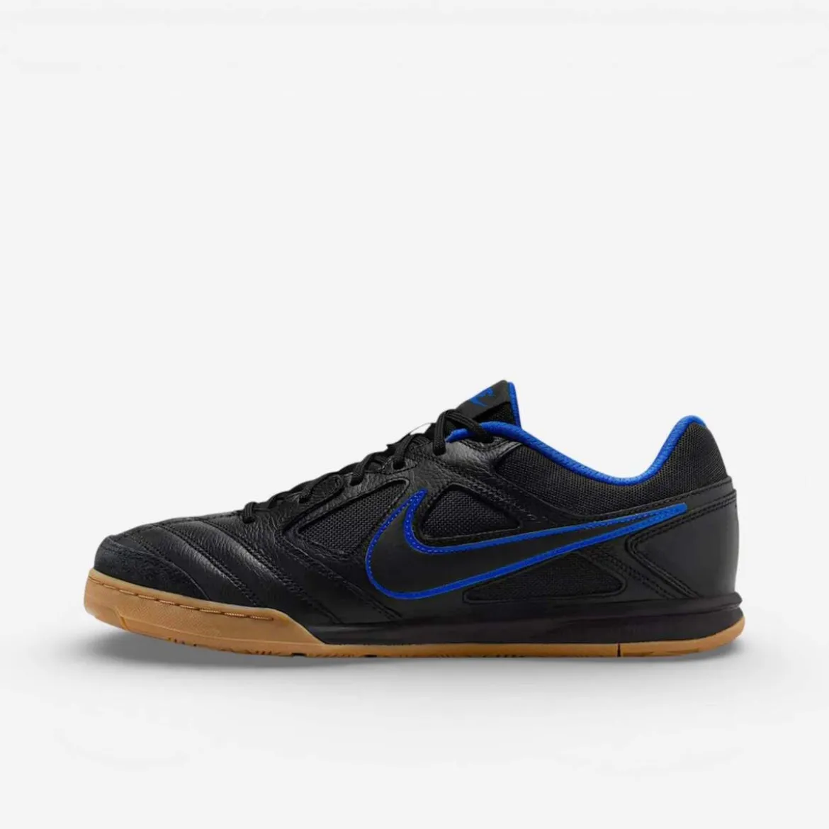 Nike Gato