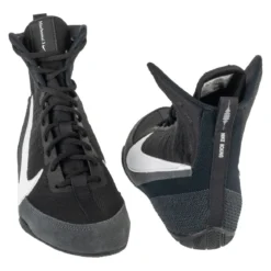 Nike Machomai 3