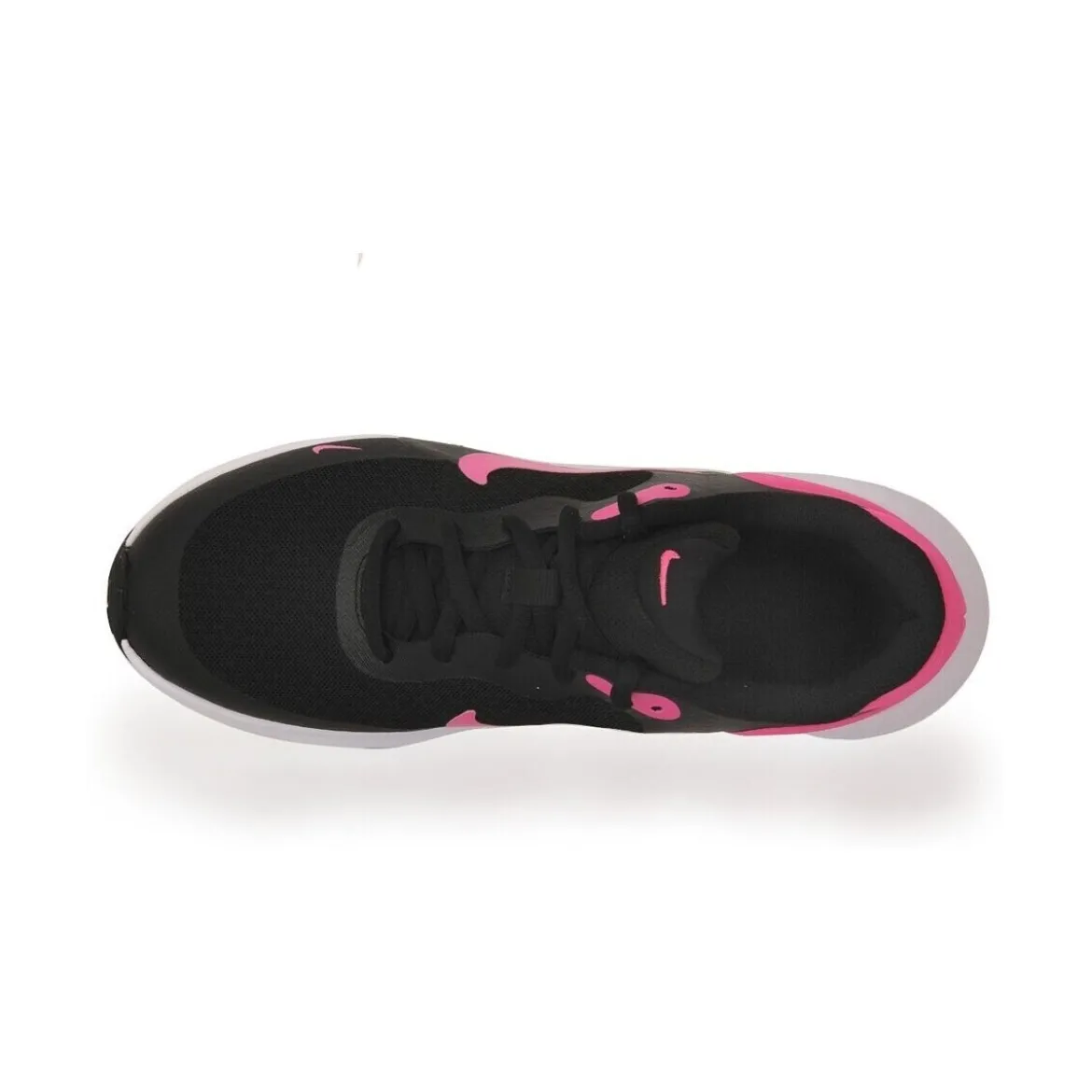 Nike REVOLUTION 7