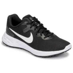 Nike Revolution 6