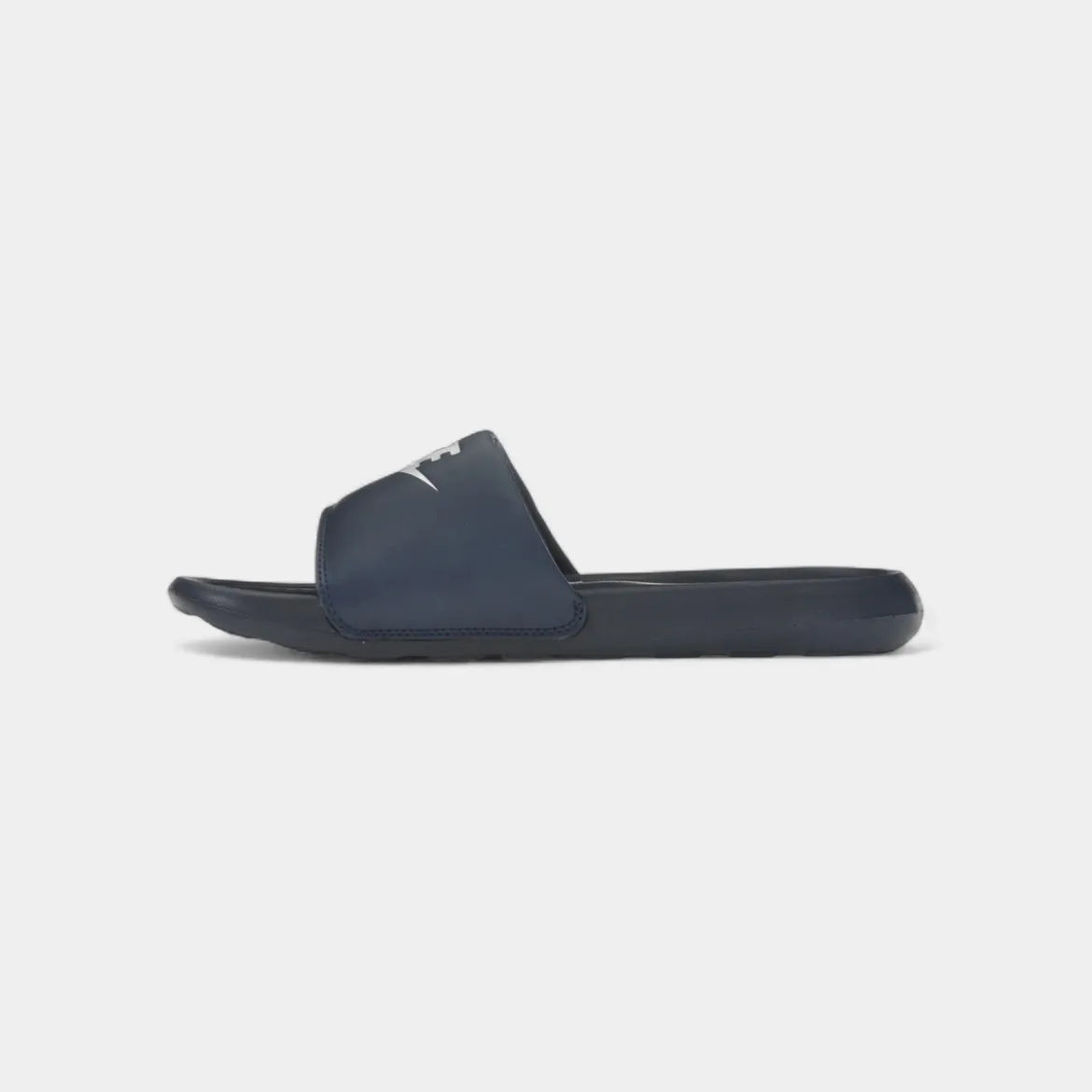 Nike Victori One