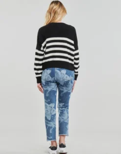 Pullovere Desigual