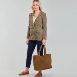 Shopping Betty London