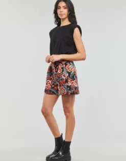 Shorts Betty London