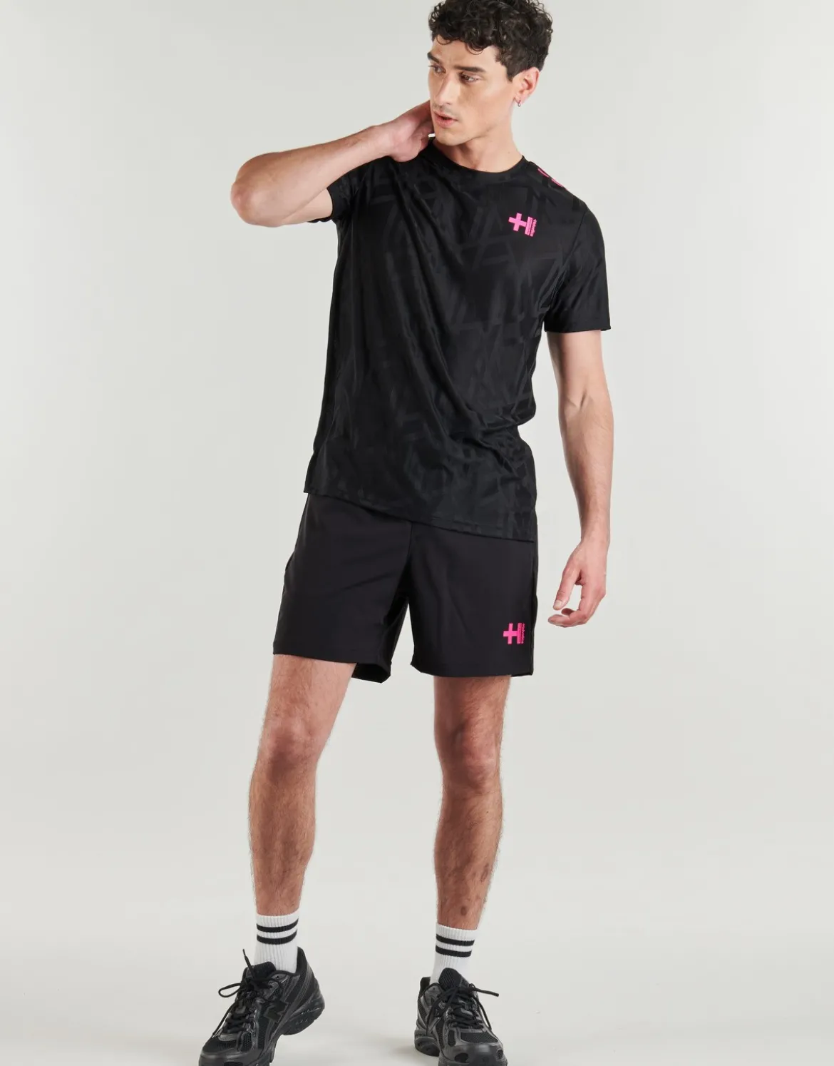 Shorts Helvetica