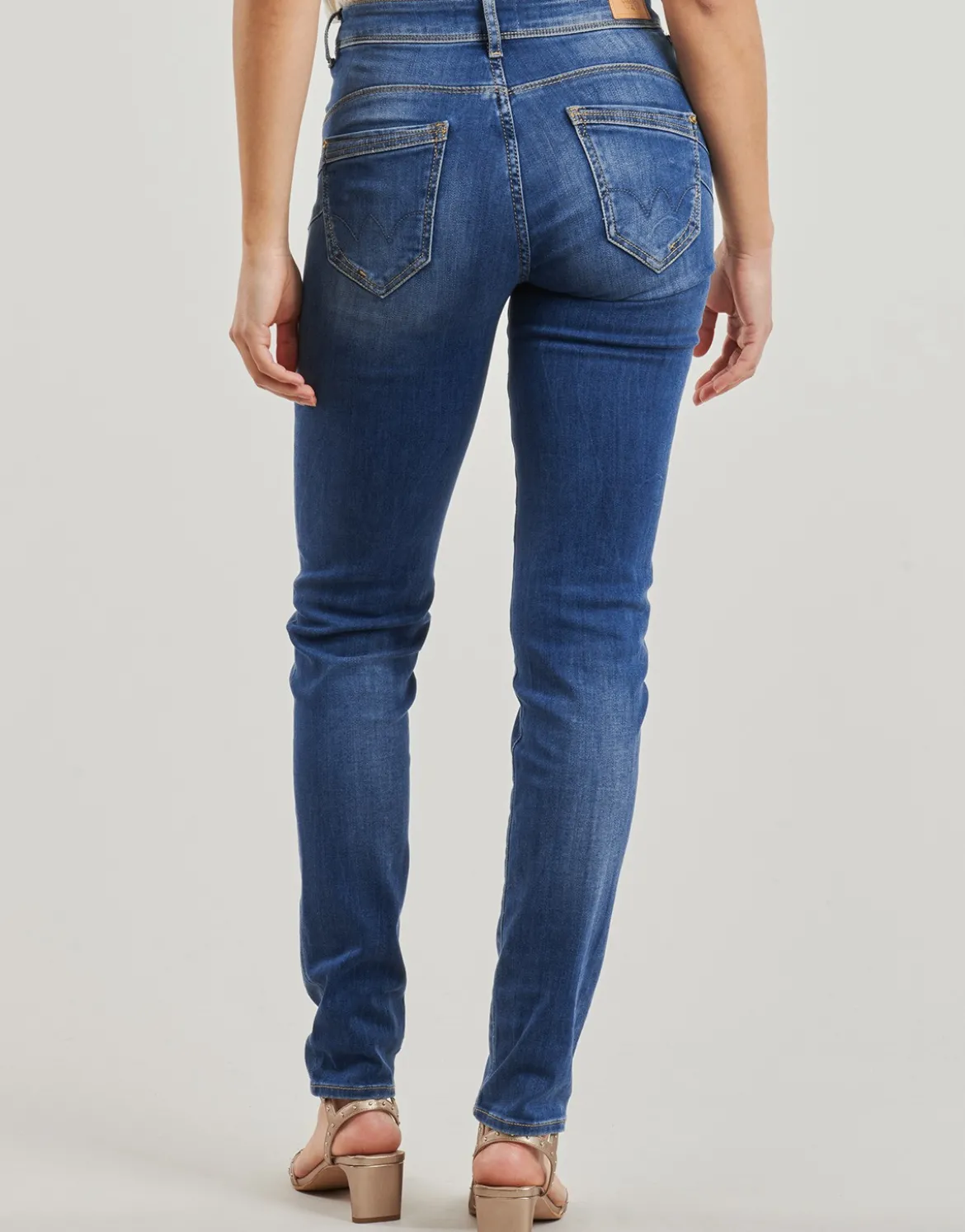 Smalle jeans Le Temps des Cerises