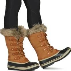 Sorel JOAN OF ARCTIC