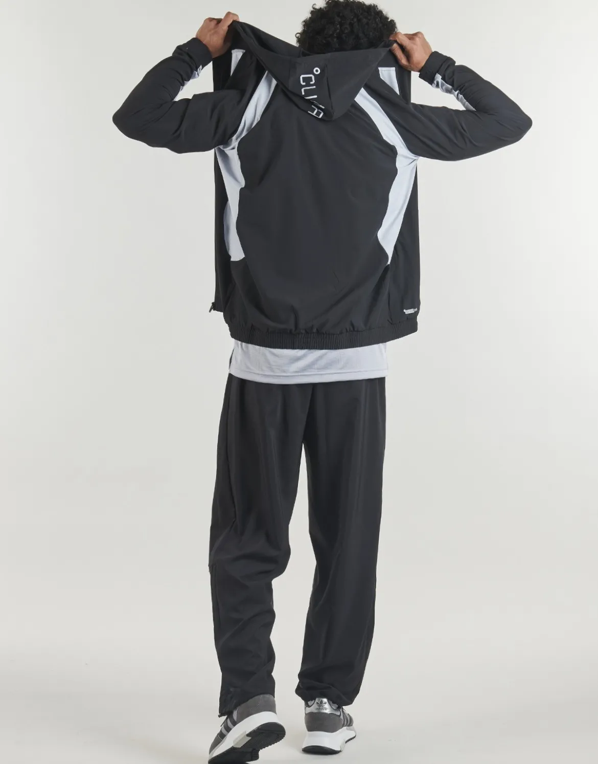 Sportsjakker adidas