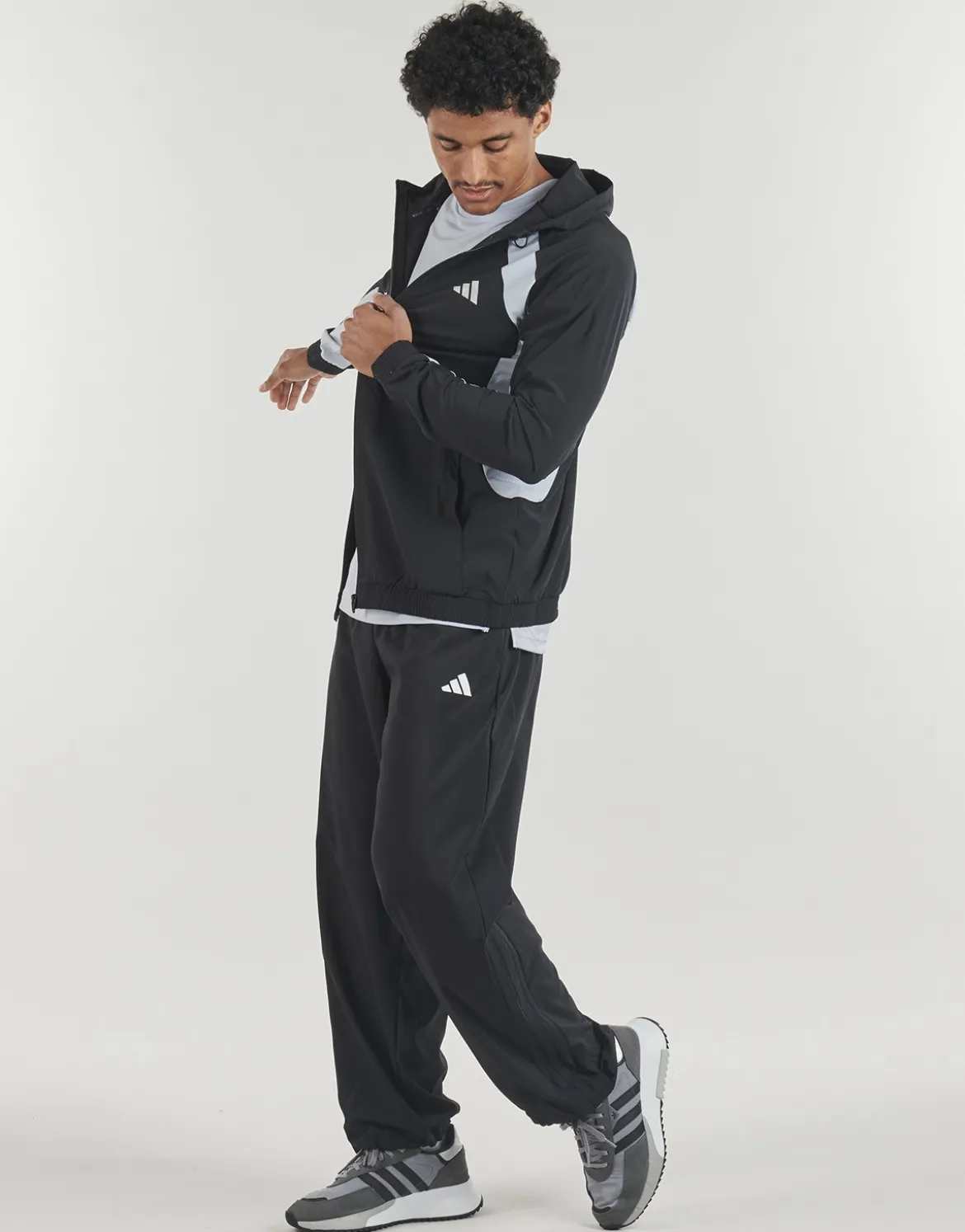 Sportsjakker adidas