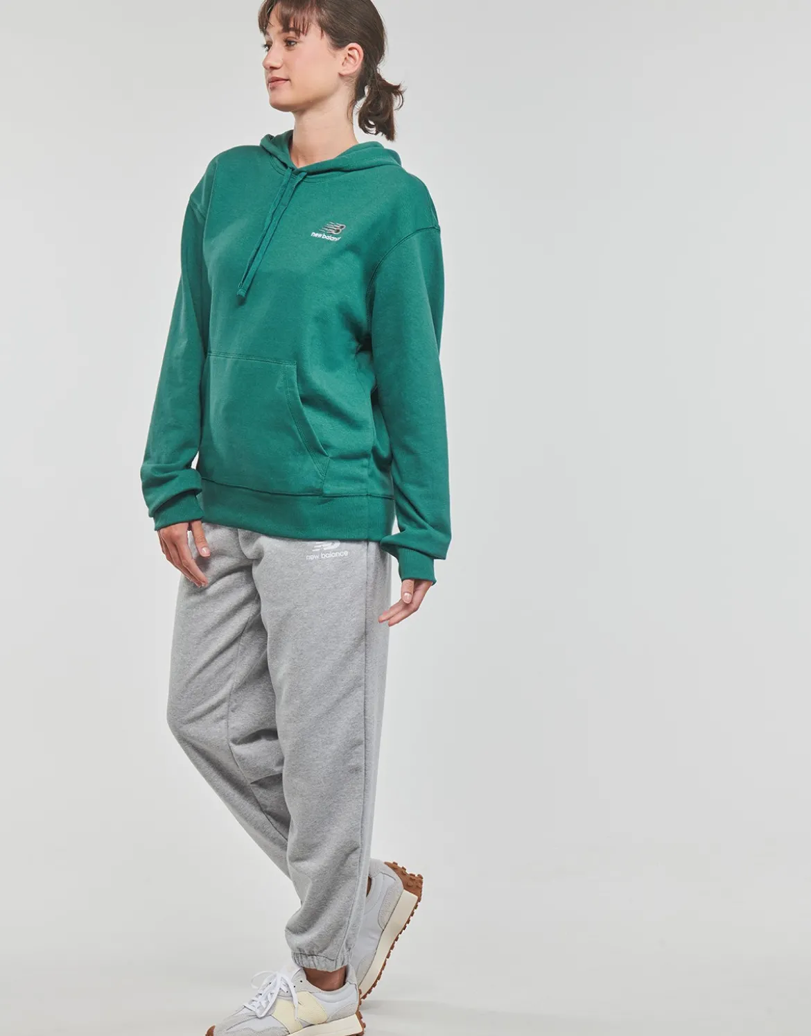 Sweatshirts m. hætte New Balance