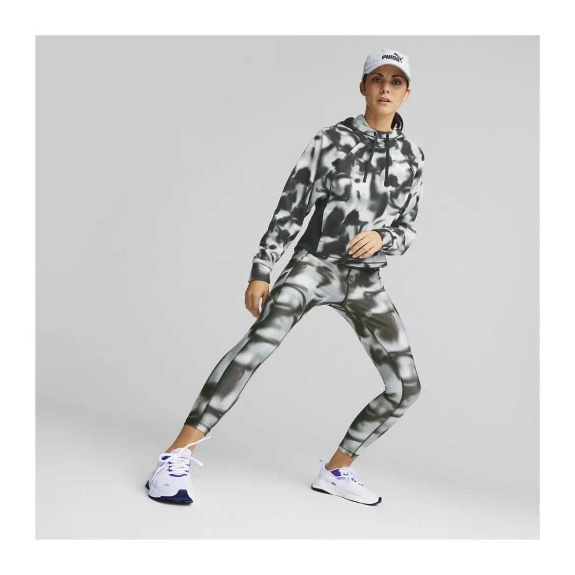 Sweatshirts m. hætte Puma