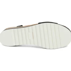 Toms DIANA