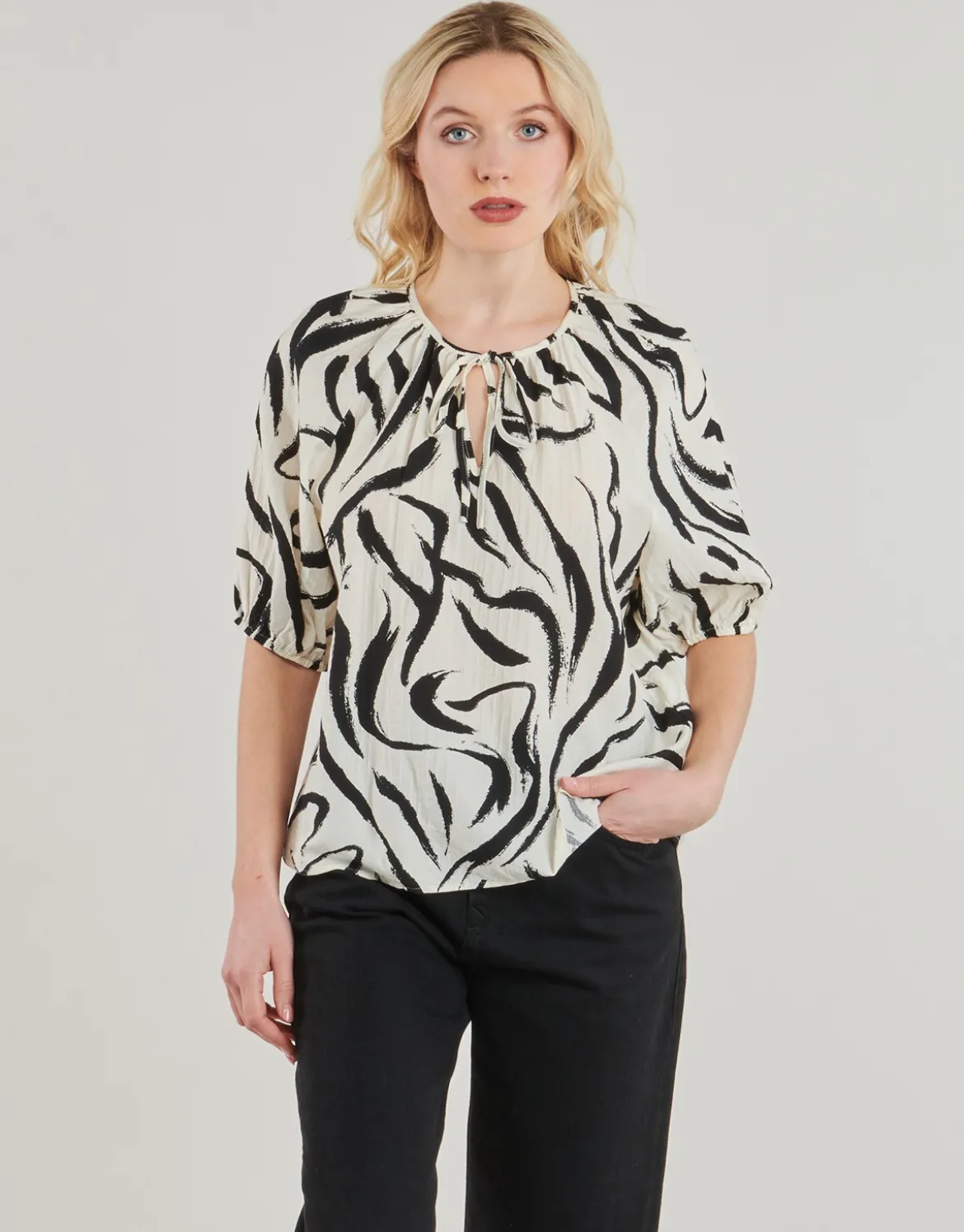 Toppe / Bluser Vila