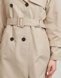 Trenchcoats Oakwood